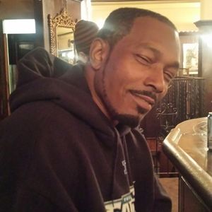 Meet your Posher, Derrick